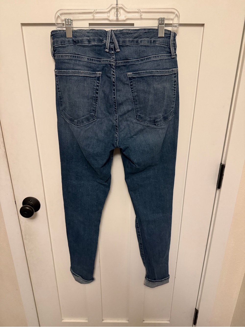 Good American Good Leg Jeans medium Wash denim Size 10/30 Light Distressed - Picture 2 of 3